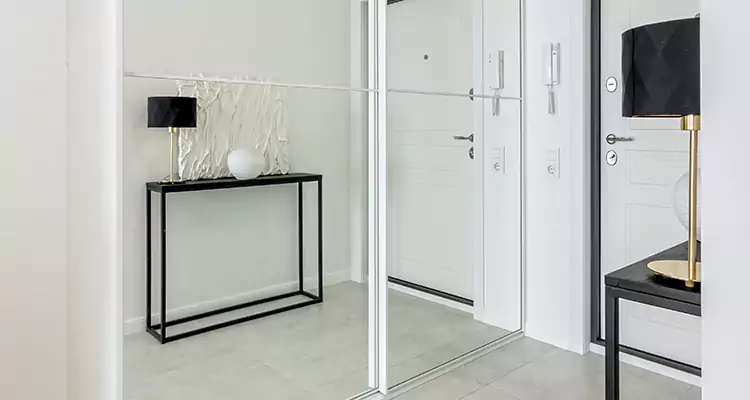 Mirrored Bifold Closet Doors Repair in Saratoga, CA
