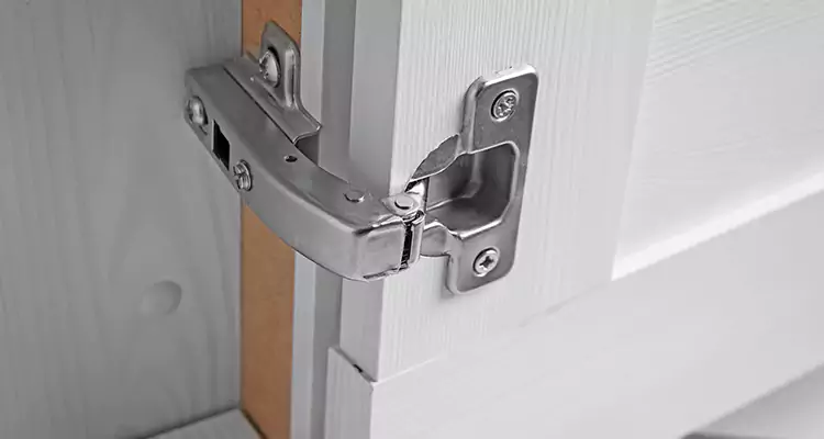 Shower Door Hinge Replacement in Saratoga, CA