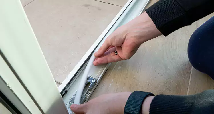 Garage Door Off Track Repair in Saratoga, CA