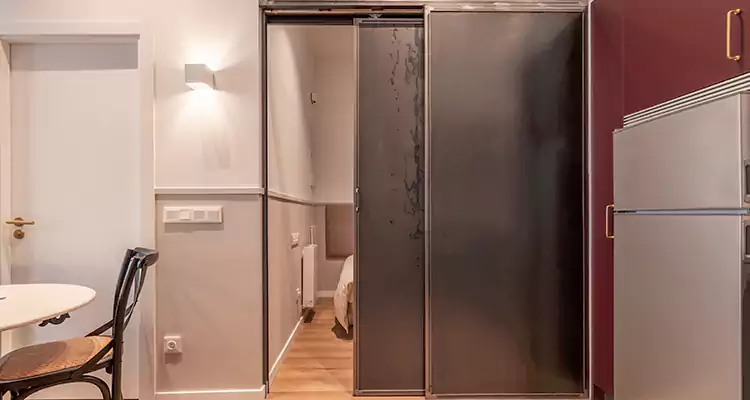 We Fix Closet Sliding Door in Saratoga, CA 