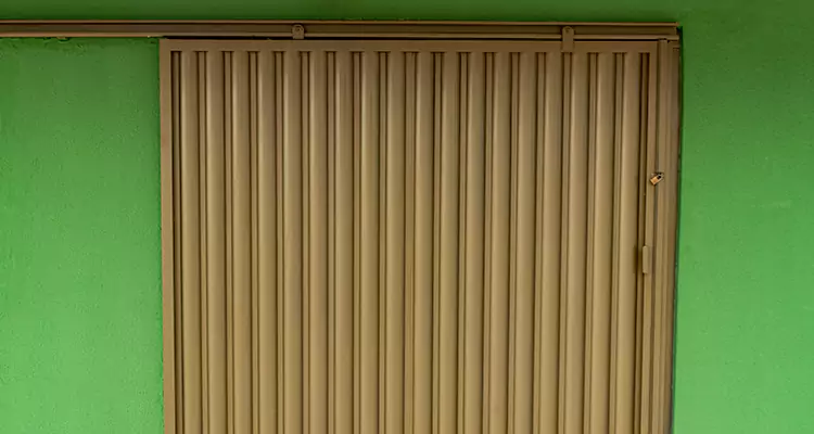 Wooden Sliding Door Stuck Repair Services in Saratoga, CA