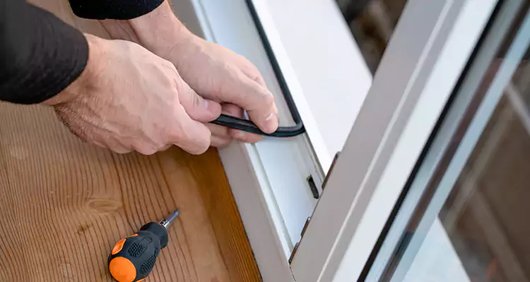 Sliding Door Maintenance in Saratoga, CA