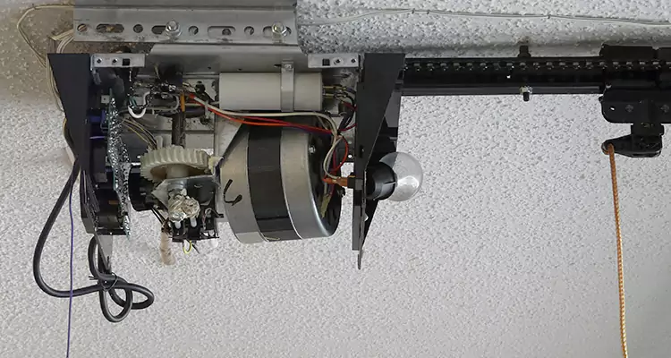 Garage Door Motor Replacement in Saratoga, CA