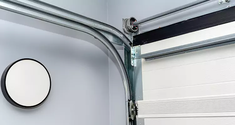 Garage Door Cable Repair Cost in Saratoga, CA