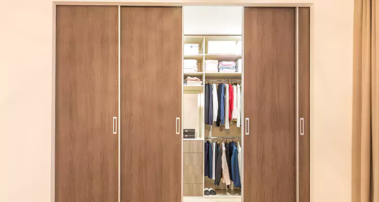 Sliding Closet Wardrobe Repairs in Saratoga, CA